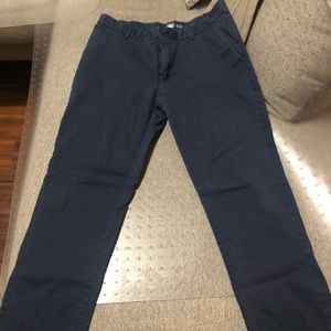 Men’s chinos